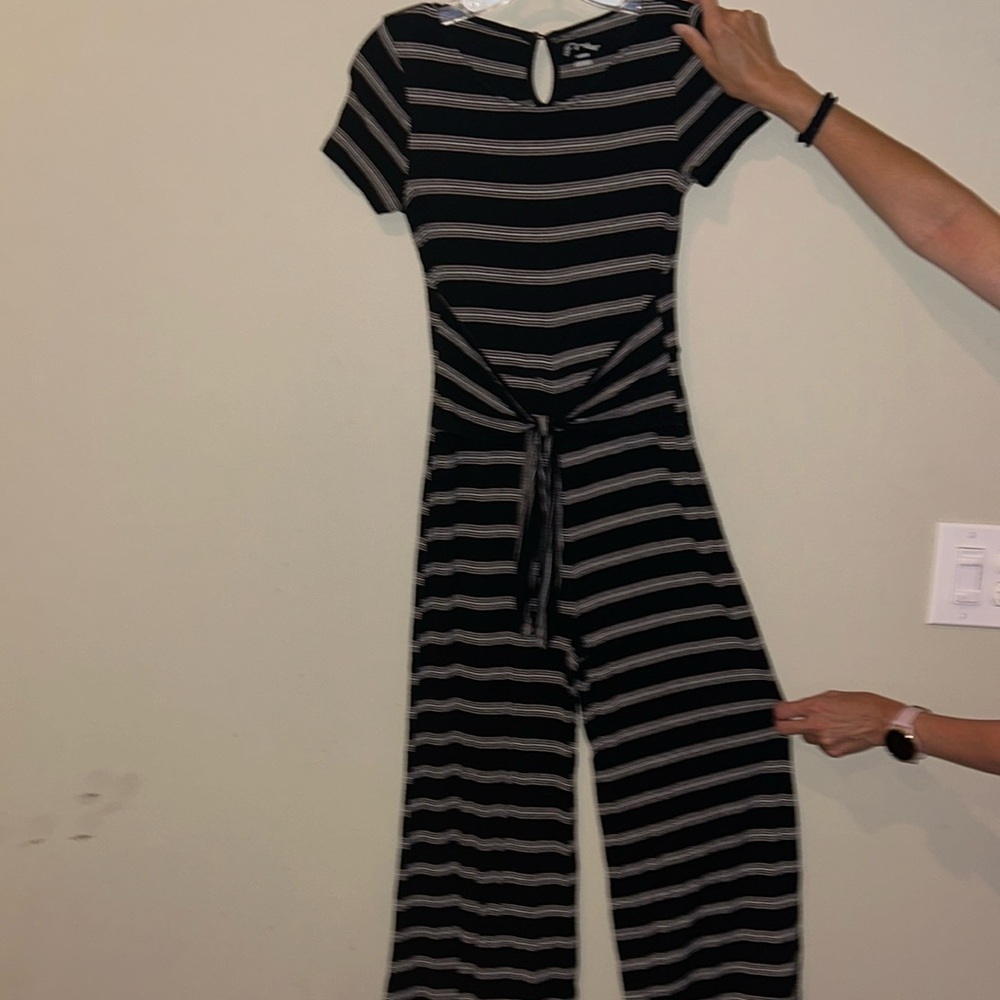 Girl’s jumpsuit